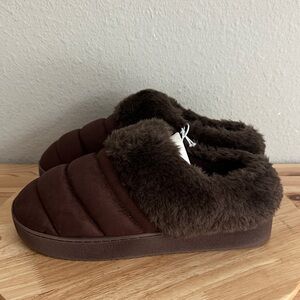 Journee Collection Blair Womens Slip-On Slippers